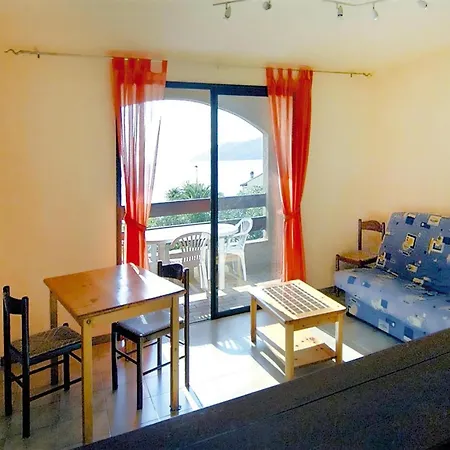 Les Dauphins In Tiuccia With Balcony Apartment *