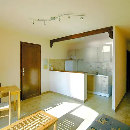 Les Dauphins In Tiuccia With Balcony Apartment