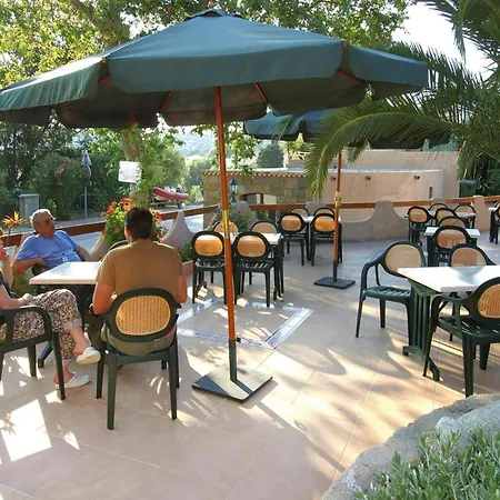 Les Dauphins In Tiuccia With Balcony דירה *