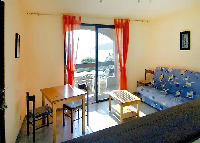 Les Dauphins In Tiuccia With Balcony