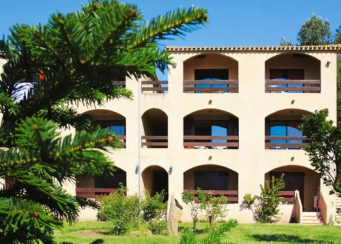 Appartement Les Dauphins In Tiuccia With Balcony Casaglione